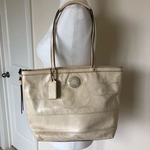 Coach Off-White Leather Purse